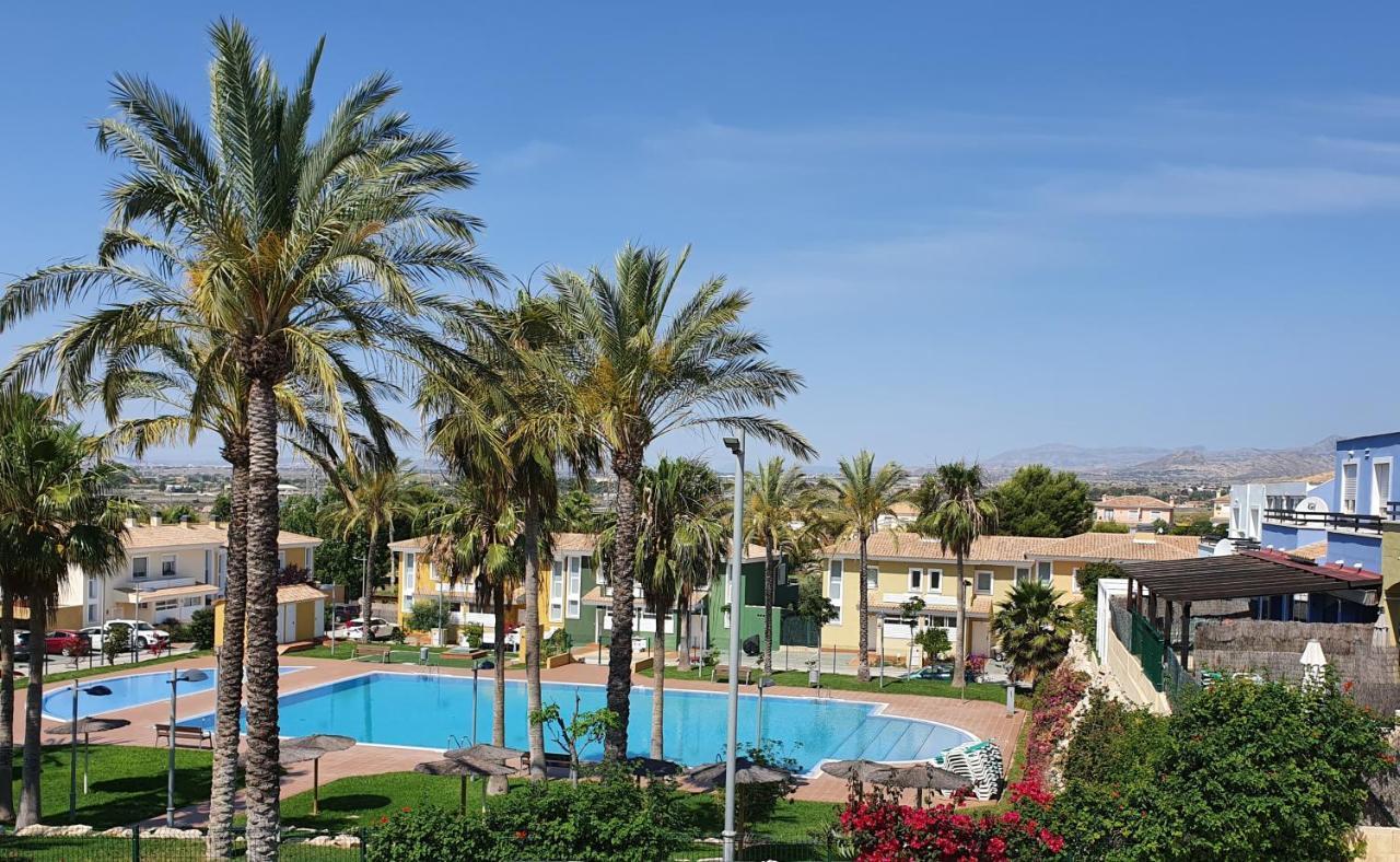 Chalet Bonalba Golf Alicante Exterior photo
